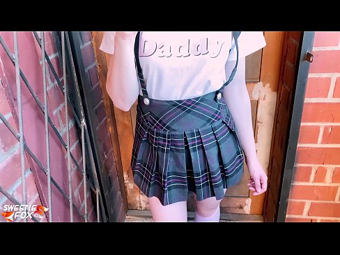 ❤️ Schoolgirl ດູດ dick ຂອງນາງເລິກແລະ fucks ແທນທີ່ຈະຫ້ອງຮຽນ. ພາບລາມົກທີ່ມີຄຸນນະພາບ ຢູ່ຄອມ lo.pornohdmega.ru